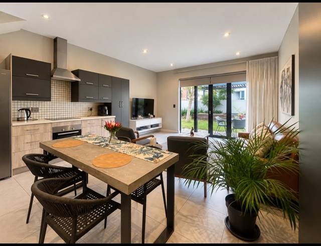 2 BEDROOM PROPERTY TO RENT IN MENLO PARK